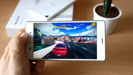 Que no, que Sony no quiere pantallas 2K en sus smartphones, al menos por ahora