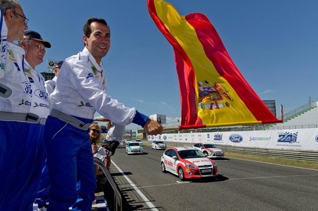 24 Horas Ford 2013, un pique solidario