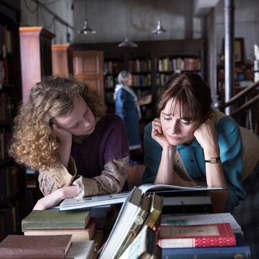 La revolución silenciosa de las lectoras: por qué cada vez las mujeres leemos menos libros escritos por hombres