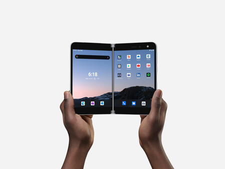 El Surface Duo recibirá Android 11 en verano con mejoras pensadas para aprovechar las dobles pantallas