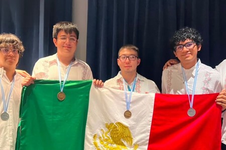 Estudiantes Mexicanos Ganan Medalla Olimpiada Matematicas Xataka Mexico