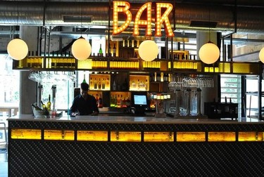 ¿De tapeo por Madrid? No te olvides de hacer una parada en el Mercado de San Ildefonso 