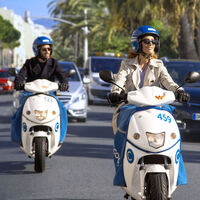 Uber también va a ofrecer motos eléctricas de alquiler con Cityscoot, pero de momento solo en Barcelona 