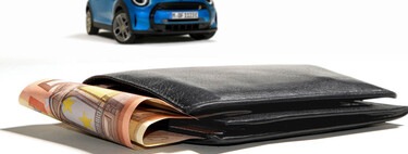 Financiar o al contado. Cuánto cuesta realmente pagar un coche y por qué vamos hacia un modelo de compra sin propiedad
