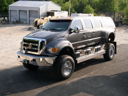 Ford F650 XUV, el Rodius americano