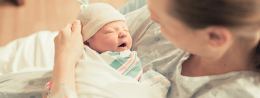 11 ideas de fotos para hacerle a tu bebé recién nacido en sus primeras horas de vida