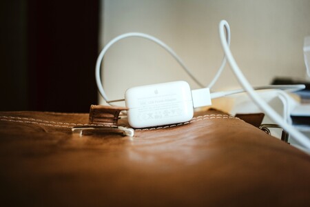 Apple adoptará una nueva tecnología para sus cargadores que los hará más pequeños y rápidos, según Digitimes