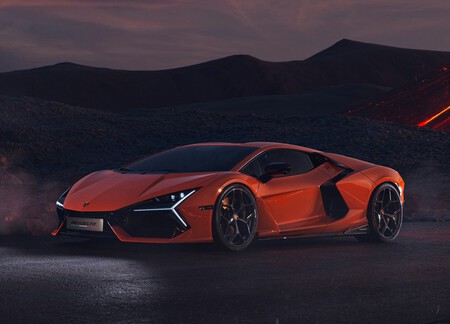 Lamborghini Revuelto 2024 1600 01