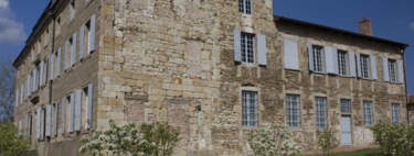 Francia cobró impuestos por cada puerta y ventana durante 126 años: el resultado transformó las casas de modo que aún hoy es visible