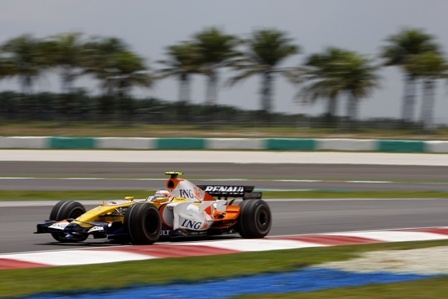 Fernando Alonso se va de Malasia con un punto