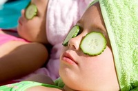 "Las niñas van asumiendo con naturalidad perversa su condición de objetos sexuales". Entrevista a la psicóloga Olga Carmona