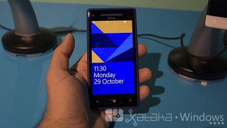 HTC no lanzará un Windows Phone 8 de gran pantalla, adiós Zenith