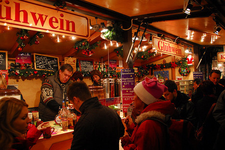 El Glühwein, el vino caliente que te saca el frío en Europa