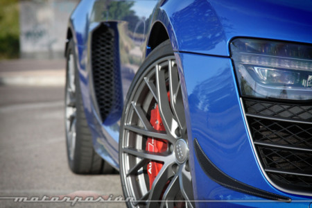 Audi R8 LMX 24