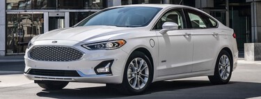 Llevó su Ford a la agencia para que le repararan el aire acondicionado. Le terminaron cobrando más de lo que valía su auto