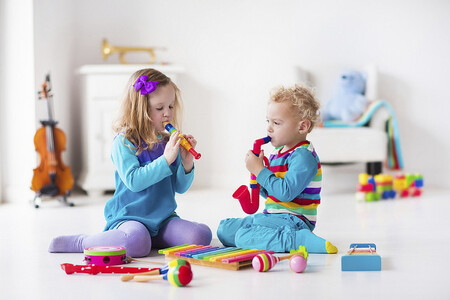 Por qué es importante fomentar en nuestros hijos el amor por la música y cómo podemos hacerlo con actividades y juegos