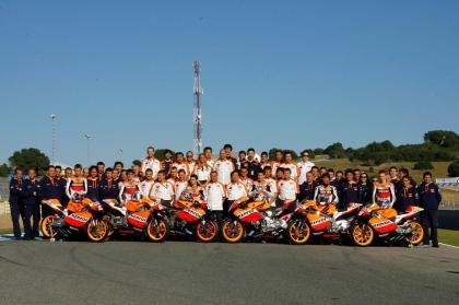 La gente que trabaja para los equipos de MotoGP