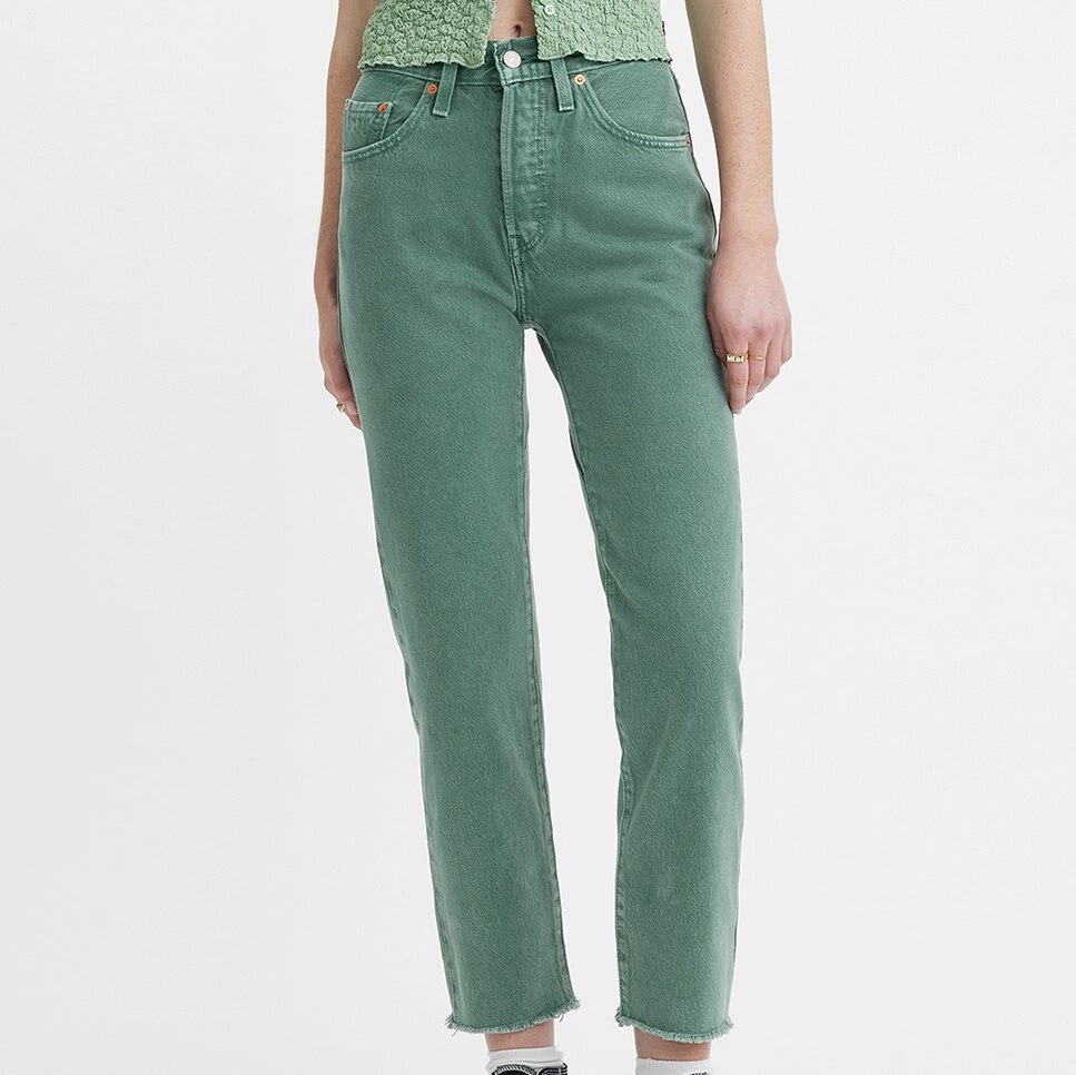 Vaquero Levi's de mujer 501 Crop recto
