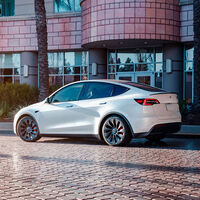 Los coches más vendidos del mundo en 2023: el eléctrico Tesla Model Y logra destronar en el último minuto al Toyota Corolla