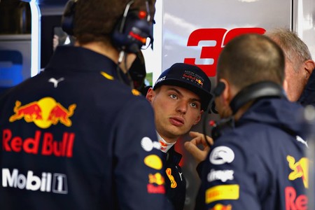 Max Verstappen se hace un Marc Márquez. La agresividad de los jóvenes, en entredicho