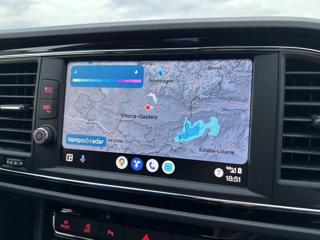 Conducir con mal tiempo es un peligro. Esta app para Android Auto me parece esencial para saber hacia dónde va la tormenta