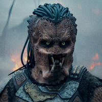 El prota de la nueva de Predator se parece bastante a un viejo conocido de los fans. ¿Y si la peli estuviera adaptando su historia?