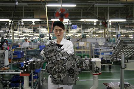 Honda Africa Twin 1000 Crf Crf1000l Adventure Dual Sport Motorcycle Bike Review Specs Production Line Dct Auto 7