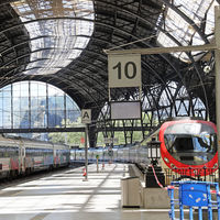 Ya podemos viajar, pero a precio de oro: los billetes de tren y avión se han disparado en España  