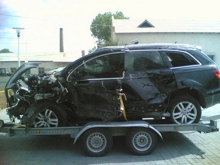 Audi Q7 siniestro total