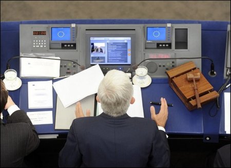 Presionan a la Mesa del Parlamento Europeo para "hacer ya" la votación sobre ACTA