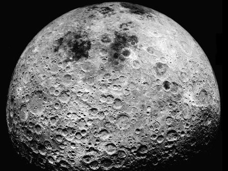 En moto por la luna, la madre de todas las rutas
