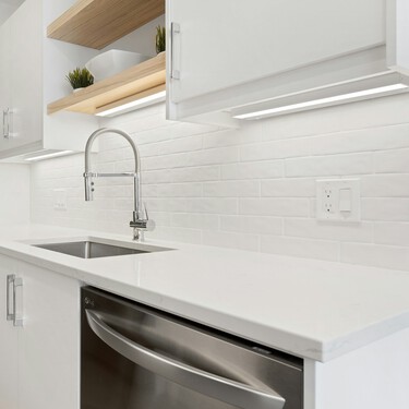 Aldi lanza la estantería ideal para poner orden en la encimera de la cocina por menos de 12 euros