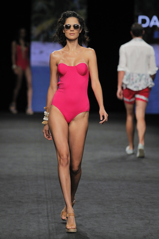 Los 13 trajes de baño que aunque te enamores ahora, tendrás que esperar