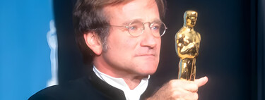"Maravilloso, pero busca otro trabajo por si acaso": hace 28 años Robin Williams dio un emotivo discurso que conquistó a Hollywood 