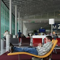 Los hackers de aeropuertos tienen un enemigo silencioso: dos funciones del iPhone que dificultan su trabajo