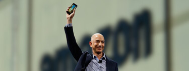 Jeff Bezos quiso plantar cara a Apple y Samsung en 2014. Menos de doce meses después, ya había dilapidado una fortuna