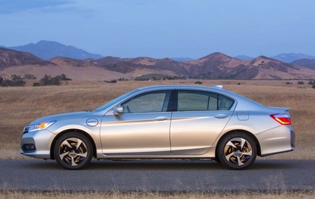 Honda Accord 2013 Híbrido 03