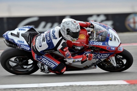 Superbikes EEUU 2012: Carlos Checa sigue su idilio con el Miller Motorsports Park y gana la primera carrera