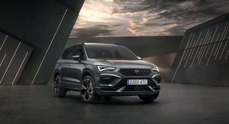 Nuevos aires para el CUPRA Ateca: el lado más deportivo del SUV acompaña sus 300 CV con un asistente de voz