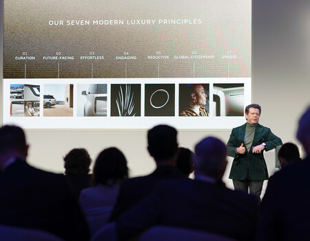 Jlr Reimagine Event Prof Gerry Mcgovern 03 Png