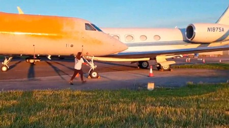 Activistas de 'Just Stop Oil' intentar sabotear el avión de Taylor Swift y se equivocan