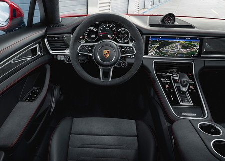 Porsche Panamera Gts 12