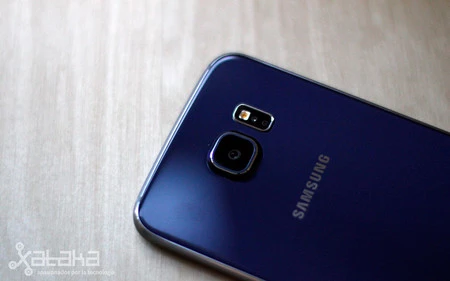 サムスンギャラクシーS6エッジ