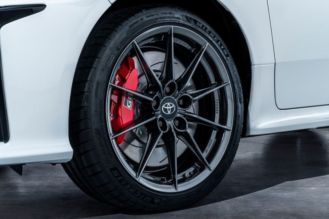 Toyotagryaris6