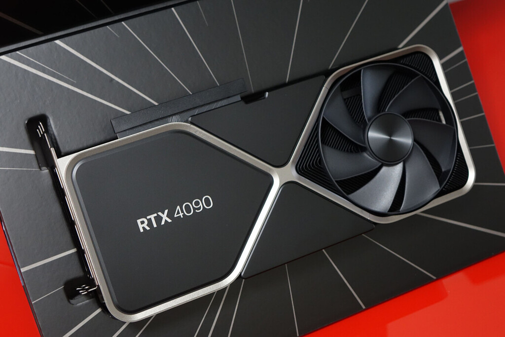 Entró al despacho de su profesora y se llevó un disgusto al descubrir para qué usaba una Nvidia RTX 4090: procesar textos
