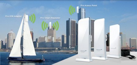 Amped Wireless SR600EX, el repetidor WiFi con el que no nos quedaremos cortos de señal: hasta 2,5 km de alcance