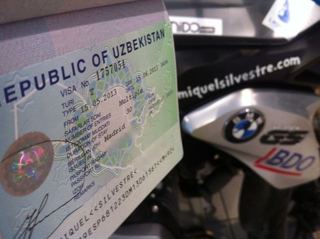 Embajada a Samarcanda. El visado de Uzbekistán