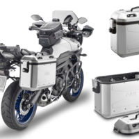 Con las GIVI Trekker Dolomiti podrás perseguir el horizonte sobre tu moto