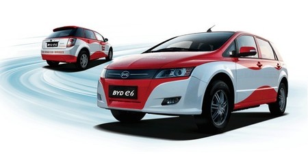 BYD vende 600 coches eléctricos en "su primer día" en Pekín