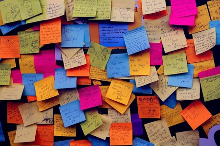 Sticky Notes recupera una función básica en la versión lanzada en Windows 10 aunque por ahora sólo en el Programa Insider